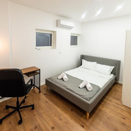 Ultracentral Spacious Apartment 4Br Bucharest Exterior photo