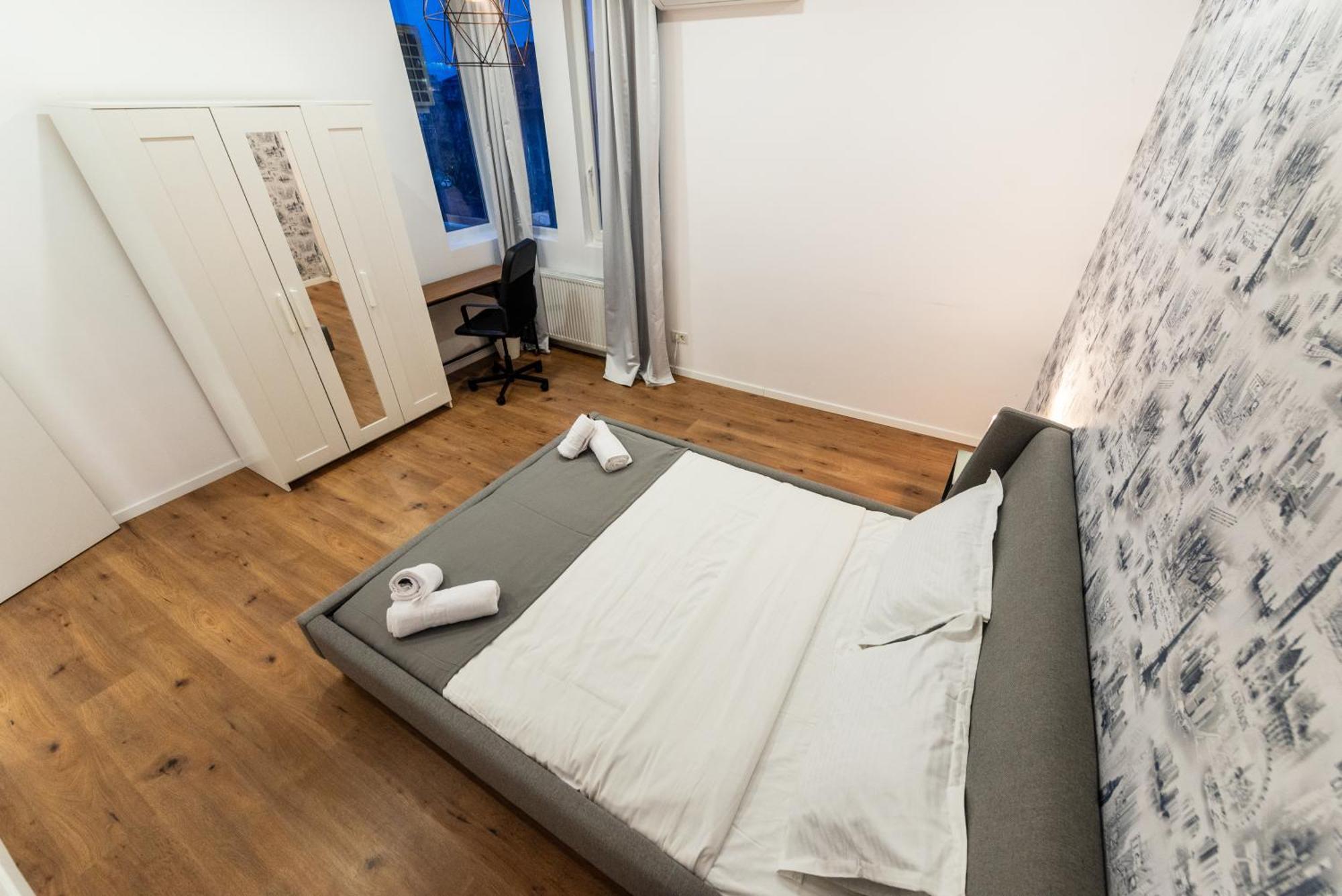 Ultracentral Spacious Apartment 4Br Bucharest Exterior photo